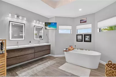 230 NE 18th St, Cape Coral, FL 33909 - Photo 20