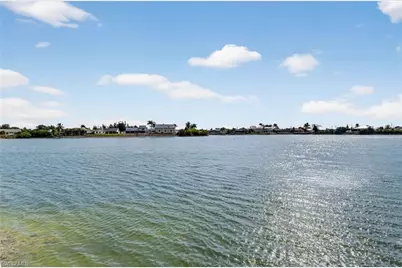 230 NE 18th St, Cape Coral, FL 33909 - Photo 38