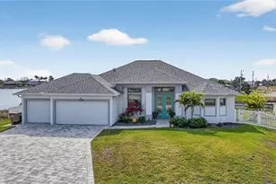 230 NE 18th St, Cape Coral, FL 33909 - Photo 2