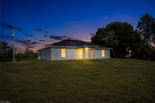 313 Laurel Ave, Lehigh Acres, FL 33974 - Photo 16