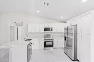 313 Laurel Ave, Lehigh Acres, FL 33974 - Photo 6
