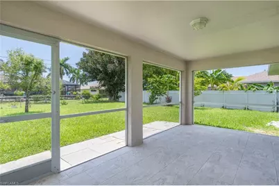 626 Retunda Pkwy W, Cape Coral, FL 33904 - Photo 4