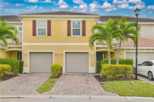 3739 Crofton Court, Fort Myers, FL 33916 - Photo 2