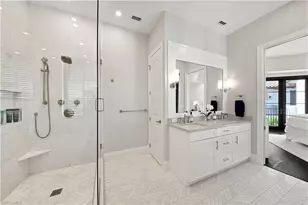 692 10th Ave S, Naples, FL 34102 - Photo 18