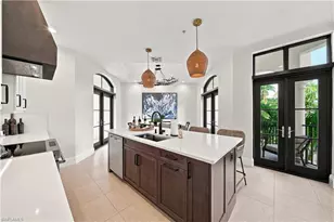 692 10th Ave S, Naples, FL 34102 - Photo 8