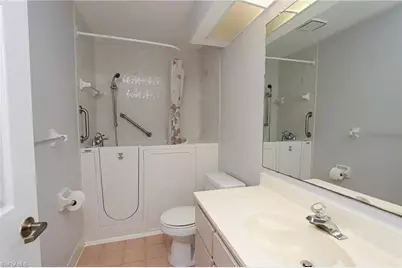 5510 SW 4th Pl #301, Cape Coral, FL 33914 - Photo 12
