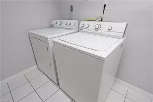 5510 SW 4th Pl, Cape Coral, FL 33914 - Photo 18