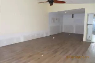 5640 Foxlake Dr, North Fort Myers, FL 33917 - Photo 10