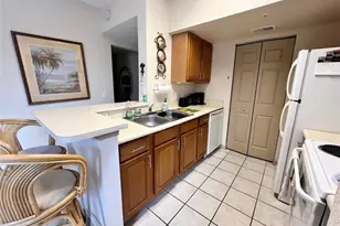 15585 Ocean Walk Circle, Fort Myers, FL 33908 - Photo 4