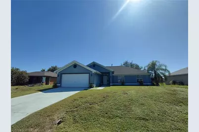 2013 NE 13th Pl, Cape Coral, FL 33909 - Photo 1