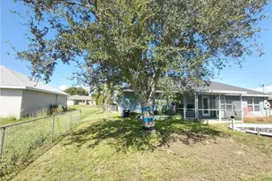 2013 NE 13th Pl, Cape Coral, FL 33909 - Photo 26