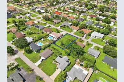 1221 SE 23rd Ave, Cape Coral, FL 33990 - Photo 4