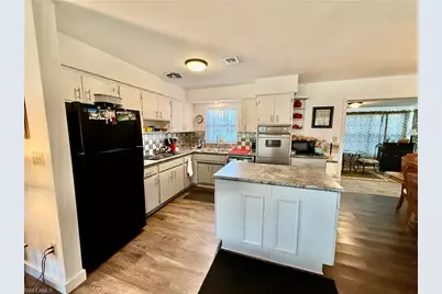 17 Kansas Rd, Lehigh Acres, FL 33936 - Photo 14
