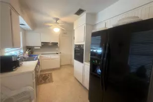 4914 SW 2nd Pl, Cape Coral, FL 33914 - Photo 4