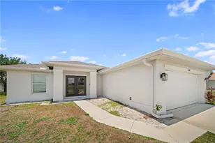202 NW 25th Pl, Cape Coral, FL 33993 - Photo 4