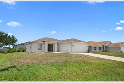 202 NW 25th Pl, Cape Coral, FL 33993 - Photo 2