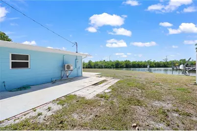 12065 Boat Shell Dr, Matlacha Isles, FL 33991 - Photo 18