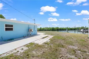 12065 Boat Shell Dr, Matlacha Isles, FL 33991 - Photo 18