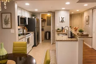 4122 Residence Drive, Fort Myers, FL 33901 - Photo 2