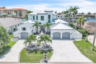 1918 SE 40th St, Cape Coral, FL 33904 - Photo 2