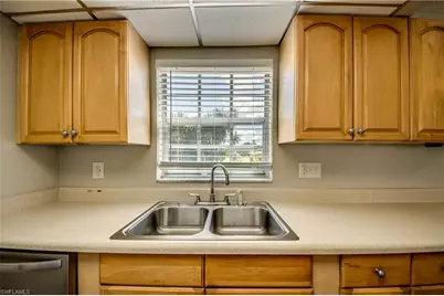 7019 Cedarhurst Dr #2, Fort Myers, FL 33919 - Photo 12
