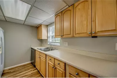 7019 Cedarhurst Dr #2, Fort Myers, FL 33919 - Photo 10