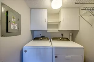 7019 Cedarhurst Dr, Fort Myers, FL 33919 - Photo 30