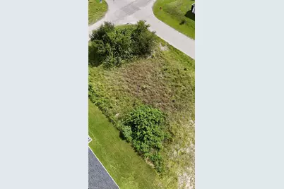 3401 15th St SW, Lehigh Acres, FL 33976 - Photo 4
