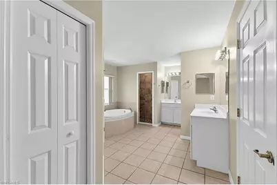 1920 NE 20th Pl, Cape Coral, FL 33909 - Photo 26