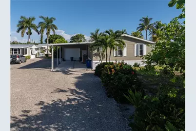 4826 Sandpiper Dr SW, Saint James City, FL 33956 - Photo 2
