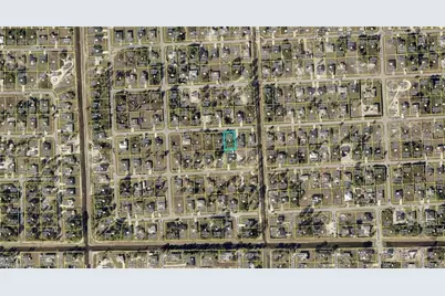 3505 28th St SW, Lehigh Acres, FL 33976 - Photo 4