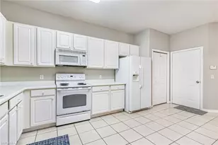 9812 Foxhall Way, Estero, FL 33928 - Photo 8