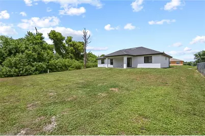 3805 6th St W, Lehigh Acres, FL 33971 - Photo 34