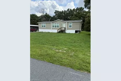 2495 Zoysia Ln, North Fort Myers, FL 33917 - Photo 2