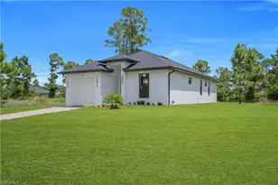 1070 Fayette Ave, Lehigh Acres, FL 33974 - Photo 28