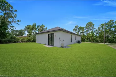1070 Fayette Ave, Lehigh Acres, FL 33974 - Photo 26