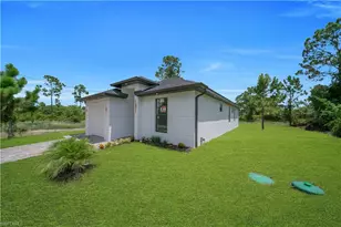 1070 Fayette Ave, Lehigh Acres, FL 33974 - Photo 4