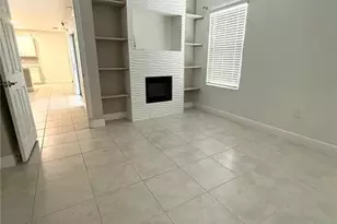 635 NE 6th Pl, Cape Coral, FL 33909 - Photo 18