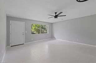 3225 E Riverside Dr, Fort Myers, FL 33905 - Photo 4