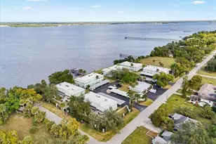 3225 E Riverside Dr, Fort Myers, FL 33905 - Photo 28