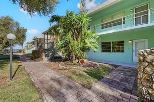 3225 E Riverside Dr, Fort Myers, FL 33905 - Photo 2