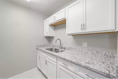 3225 E Riverside Dr #63F, Fort Myers, FL 33916 - Photo 10