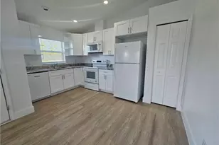 1247 Bacon Ave, Fort Myers, FL 33913 - Photo 4
