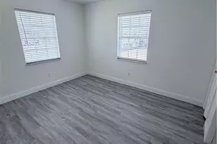 818 SW 8th Ct, Cape Coral, FL 33991 - Photo 12