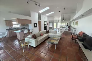 27189 Gasparilla Dr, Bonita Springs, FL 34135 - Photo 8