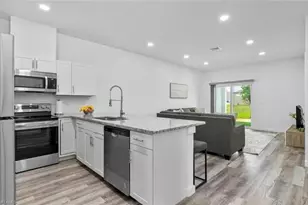 726 Gretchen Ave S, Lehigh Acres, FL 33973 - Photo 2