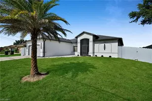 1002 NE 2nd Ave, Cape Coral, FL 33909 - Photo 6