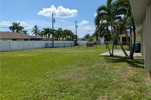 2215 SE 8th Ave, Cape Coral, FL 33990 - Photo 28
