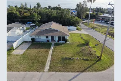 56 Cardinal Dr, North Fort Myers, FL 33917 - Photo 4