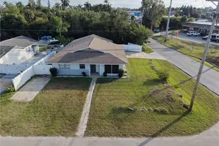 56 Cardinal Dr, North Fort Myers, FL 33917 - Photo 4